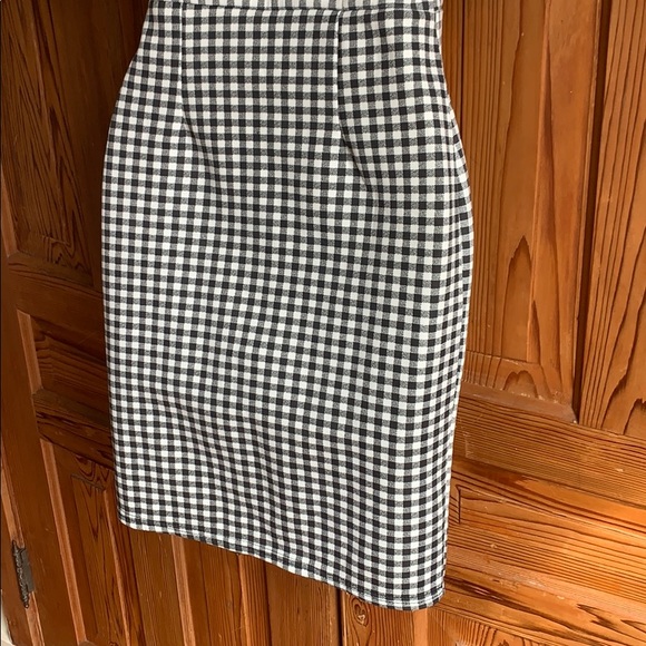 Missguided Gingham Body Con Dress - Picture 6 of 12